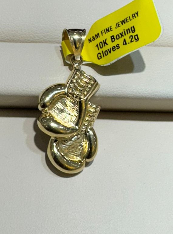 Boxing-Gloves-Pendant.jpg