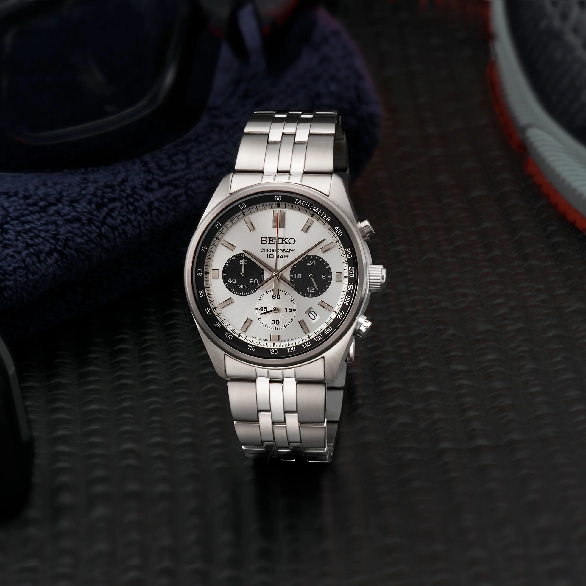 Essentials SS Chronograph Silver Dial SSB425